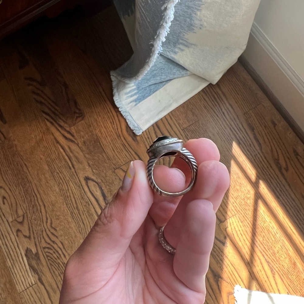 David Yurman Ring - Picture 3 of 5